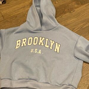 Girls 11-12 blue sweatshirt